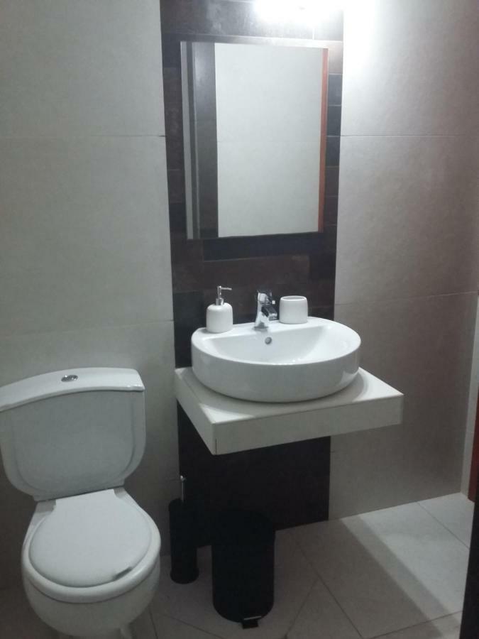 Marili Downstairs Apartments Рода Экстерьер фото